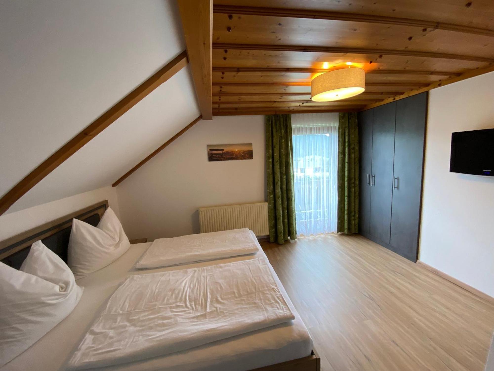 Haus Pfarrkirchner * Mauterndorf (Salzburg)